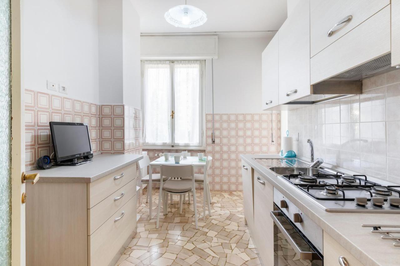 Il Salotto Blu - Appartamento Con Parcheggio Florencia Exterior foto